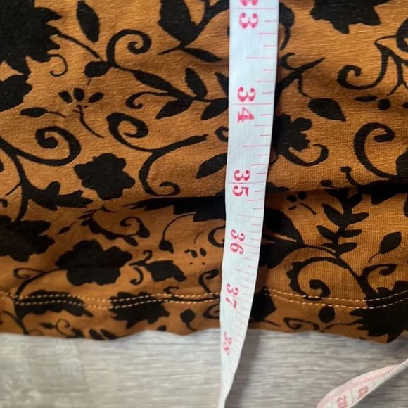 Garnet Hill Phoebe Brown Black Floral Button Front Knit Dress - Picture 11 of 11